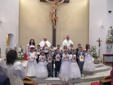 2025 - Prve sv. prijimanie (12)